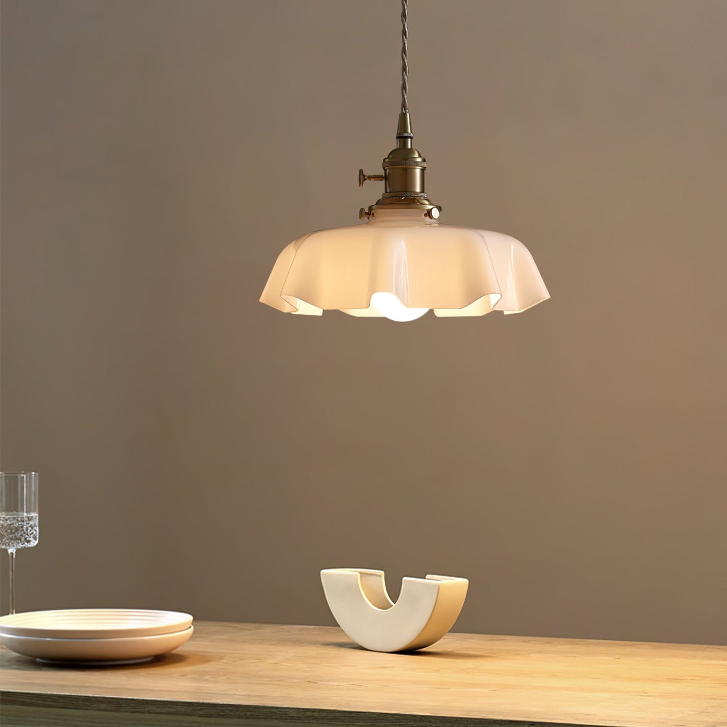 Civen Farmhouse Ruffled Pendant Light