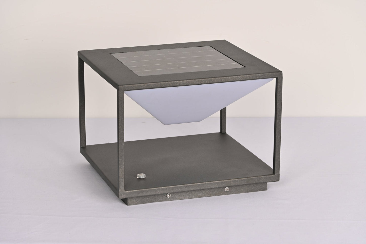 Ray Geo Frame Solar Outdoor Light