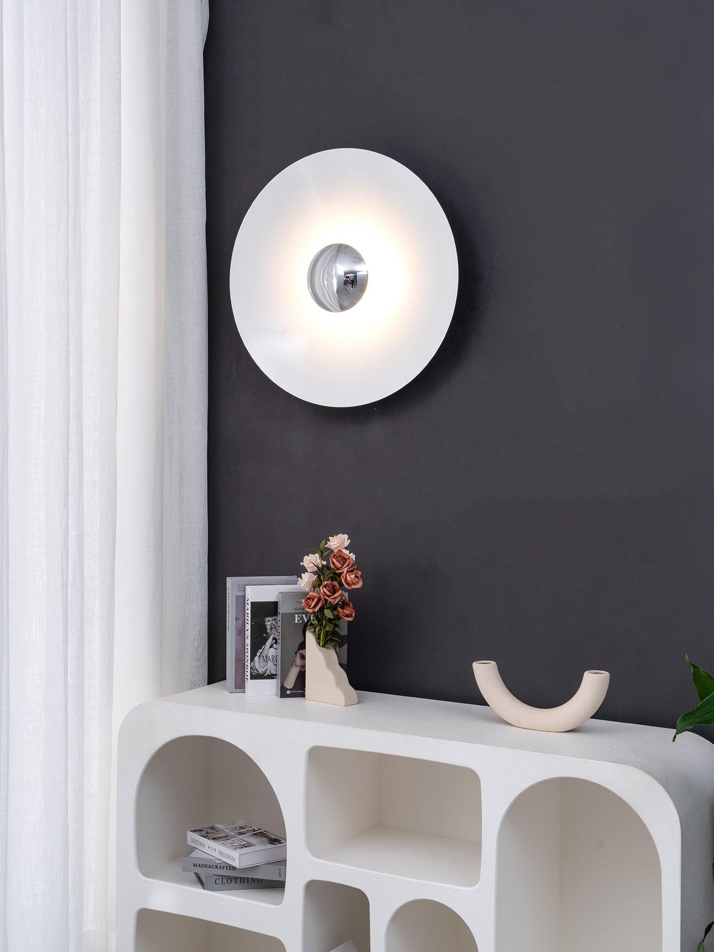 Erlirora Simplicity Glow Plug-in Wall Light
