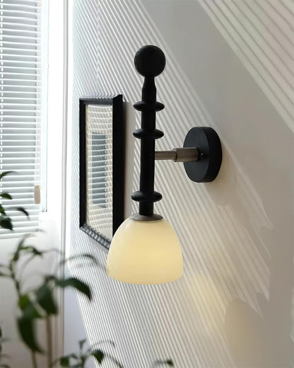 Pivelo Wooden Wall Lamp