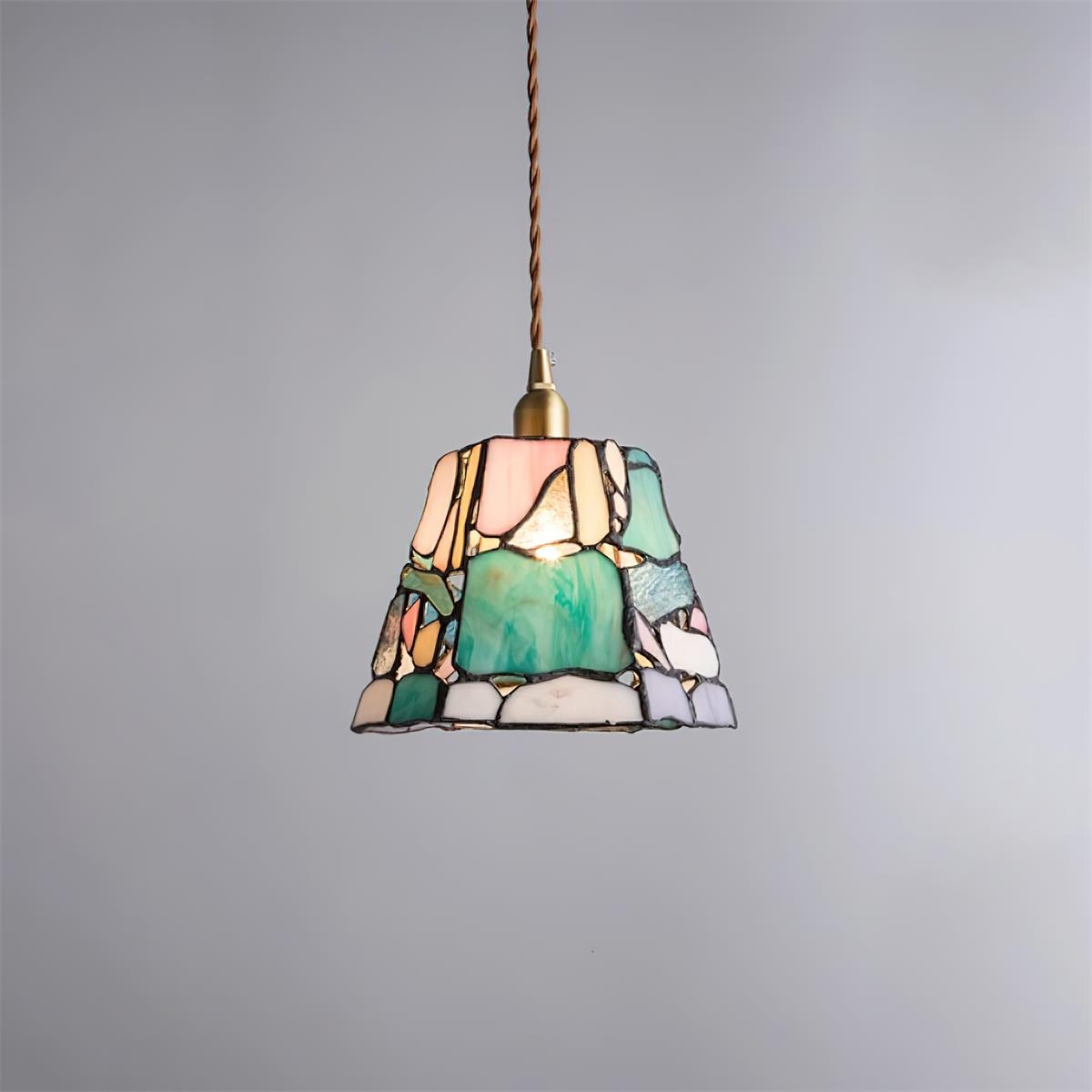 Suspension en vitrail de style Tiffany Mavine