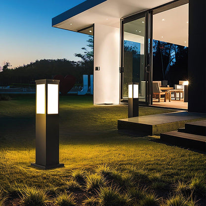 Leo Bollard Solar Outdoor Light