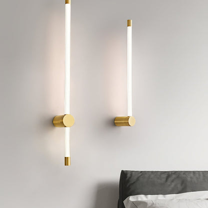 Vexy Linear LED Wall Light Gold
