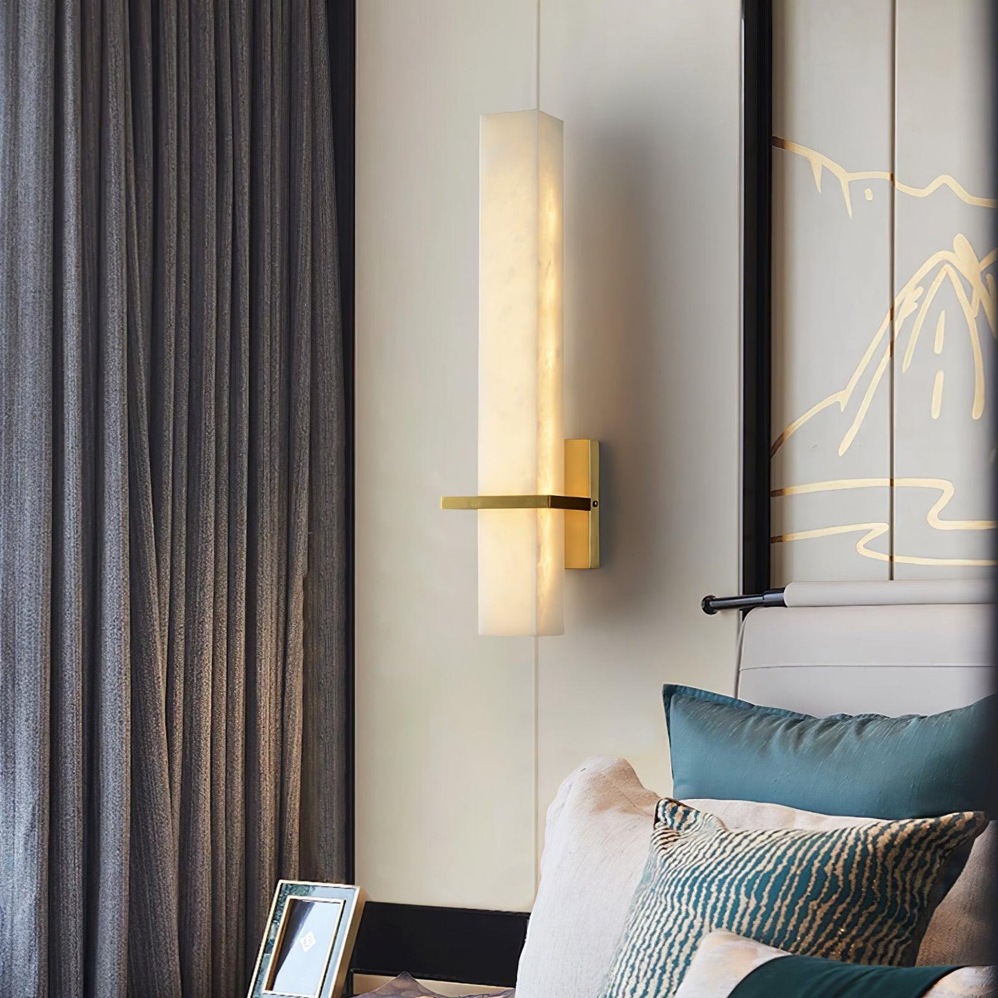 Ritta  Wall Lamp   White Alabaster Brass  Modern Cuboid
