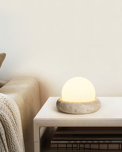 Riita Lampe de table globe en travertin Mini Maga