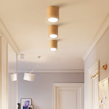 Plafonnier moderne en bois Muto, cylindrique, couloir/balcon