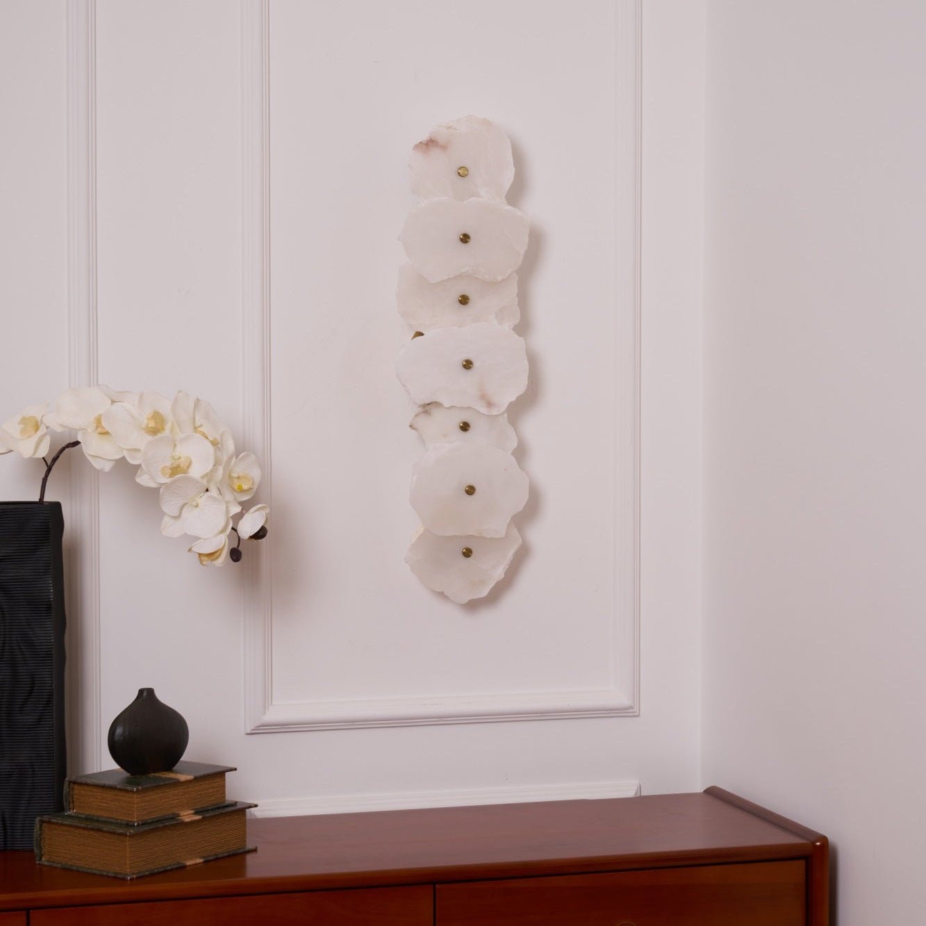Cevra Alabaster Flower Wall Lamp