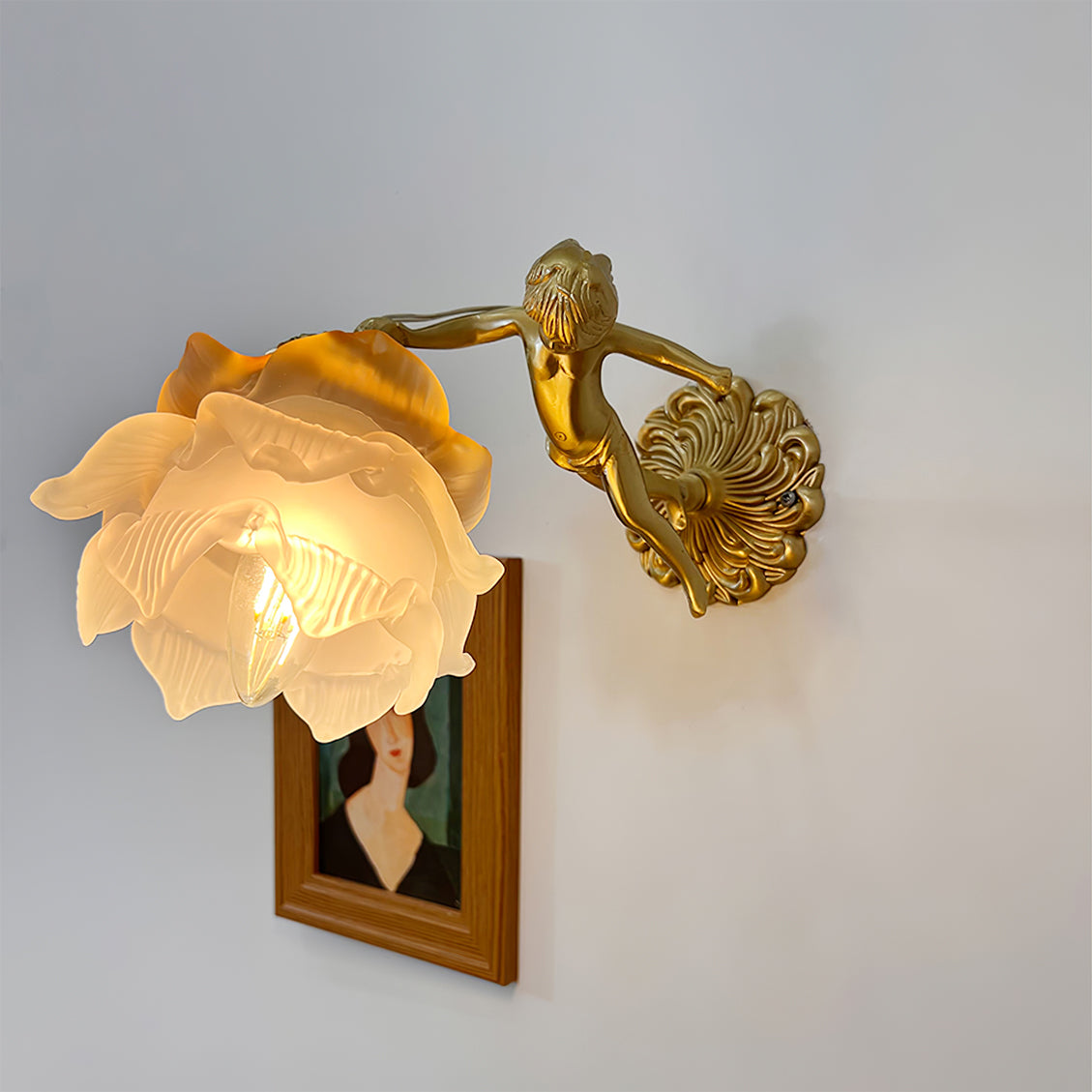 Arque Glass Rose Wall Lamp