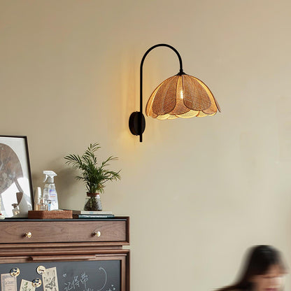 Edria Petal-Shaped Rattan Wall Lamp