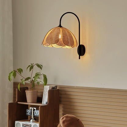 Edria Petal-Shaped Rattan Wall Lamp