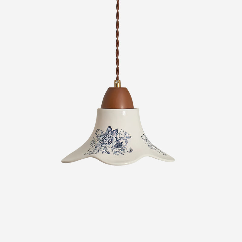 Lampes suspendues en fleurs de porcelaine