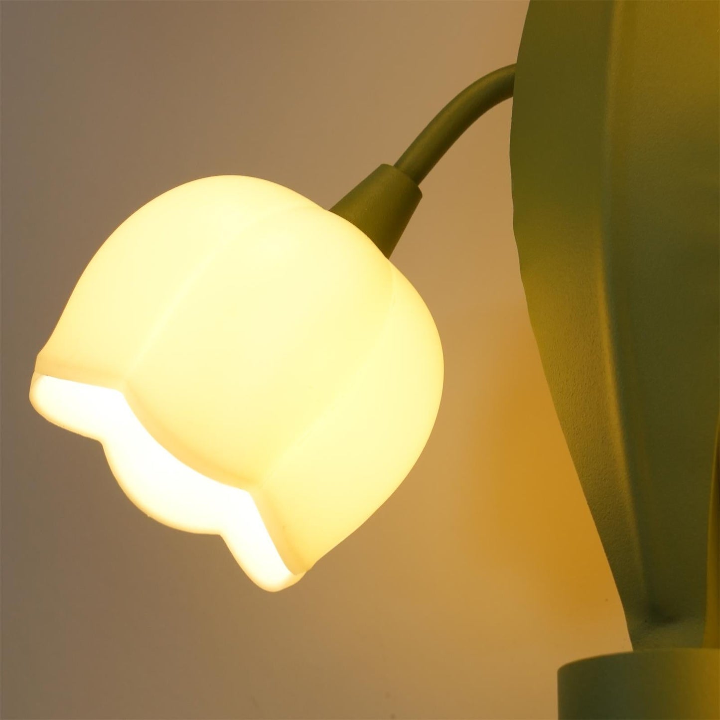 Aelis Natural Orchid Indoor Wall Lamp