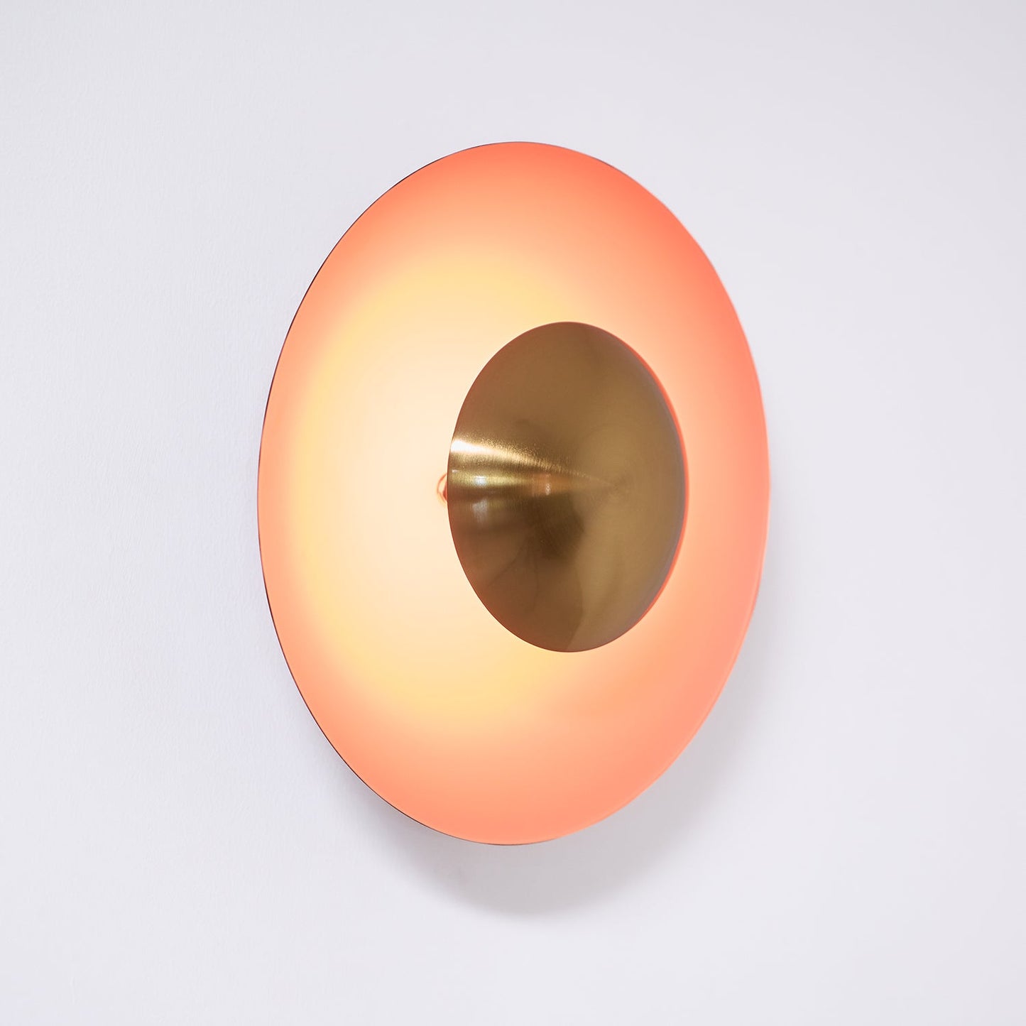 Erlirora Simplicity Glow Plug-in Wall Light