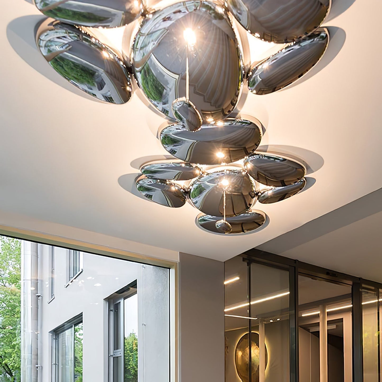 Plafonnier contemporain Skydro en verre soufflé teinté gris fumée