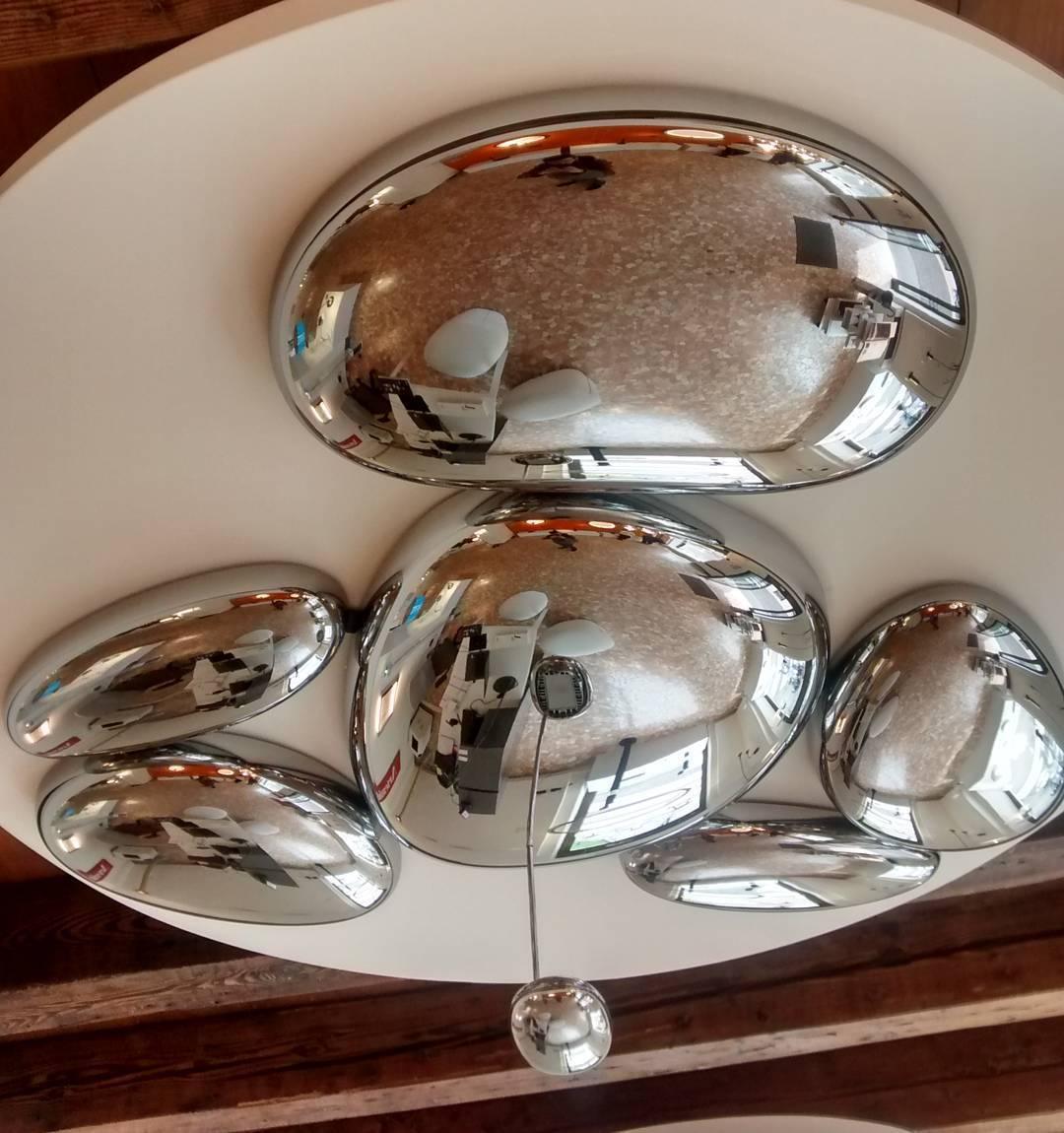Plafonnier contemporain Skydro en verre soufflé teinté gris fumée