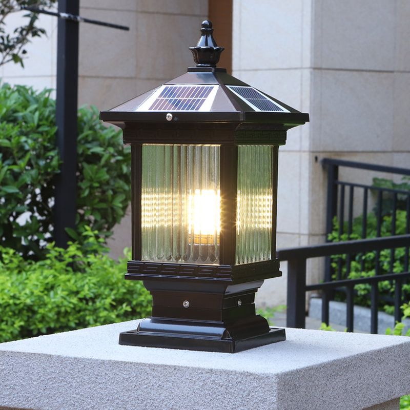 Ray  Vintage Classic Lantern Solar Outdoor Light