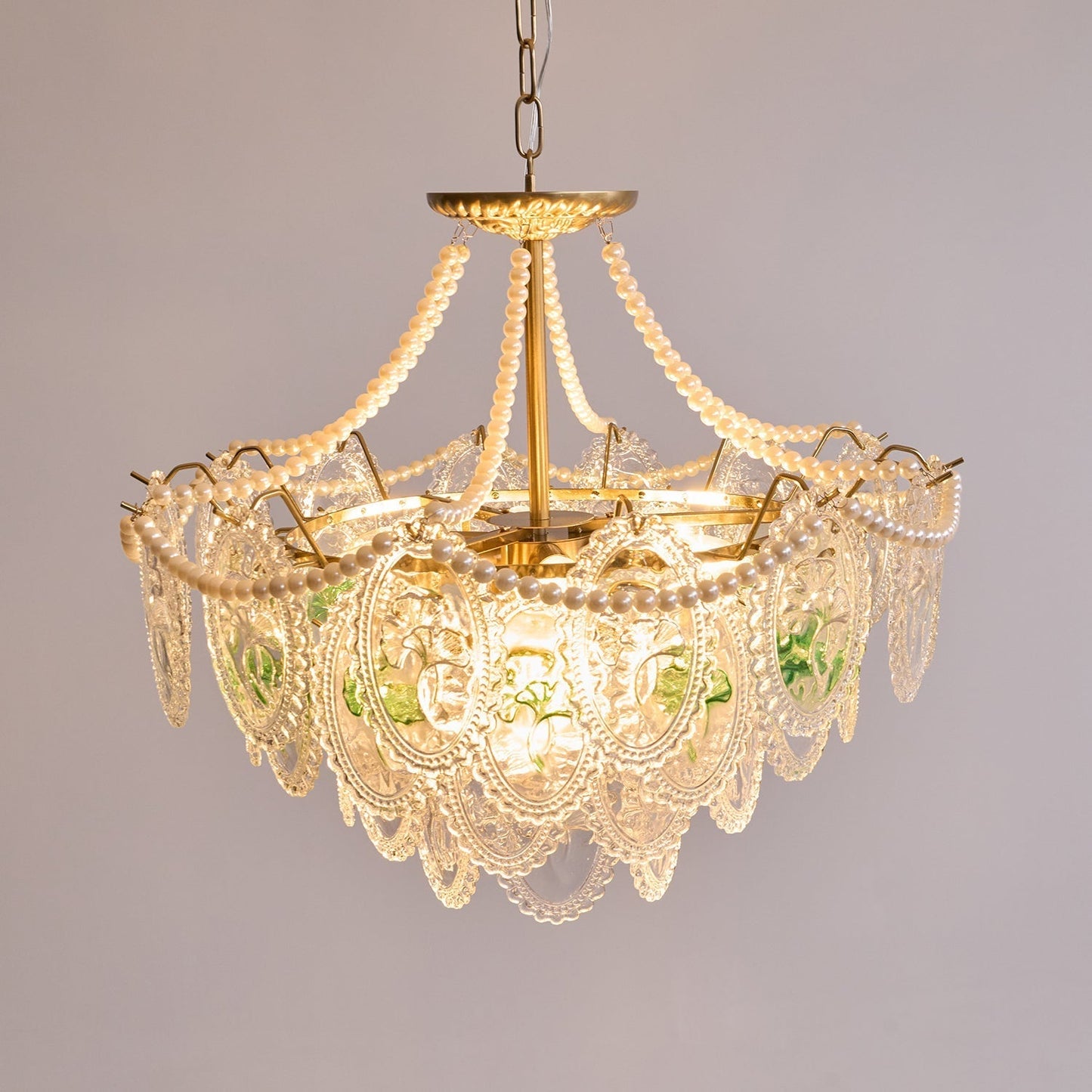 Havin Chandelier Lustrous pearls