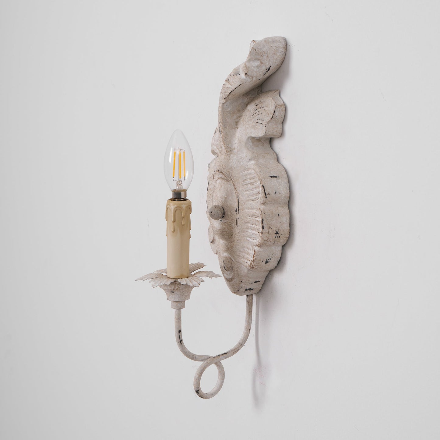 Louis Indoor Wall Lamp Wood