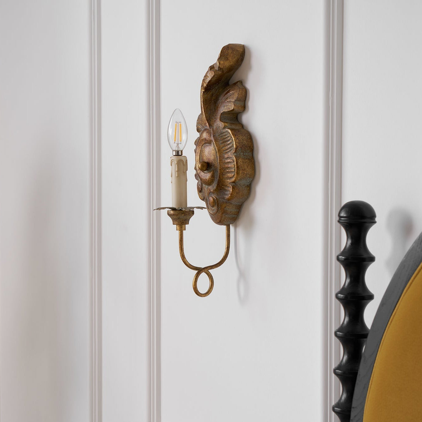 Louis Indoor Wall Lamp Wood
