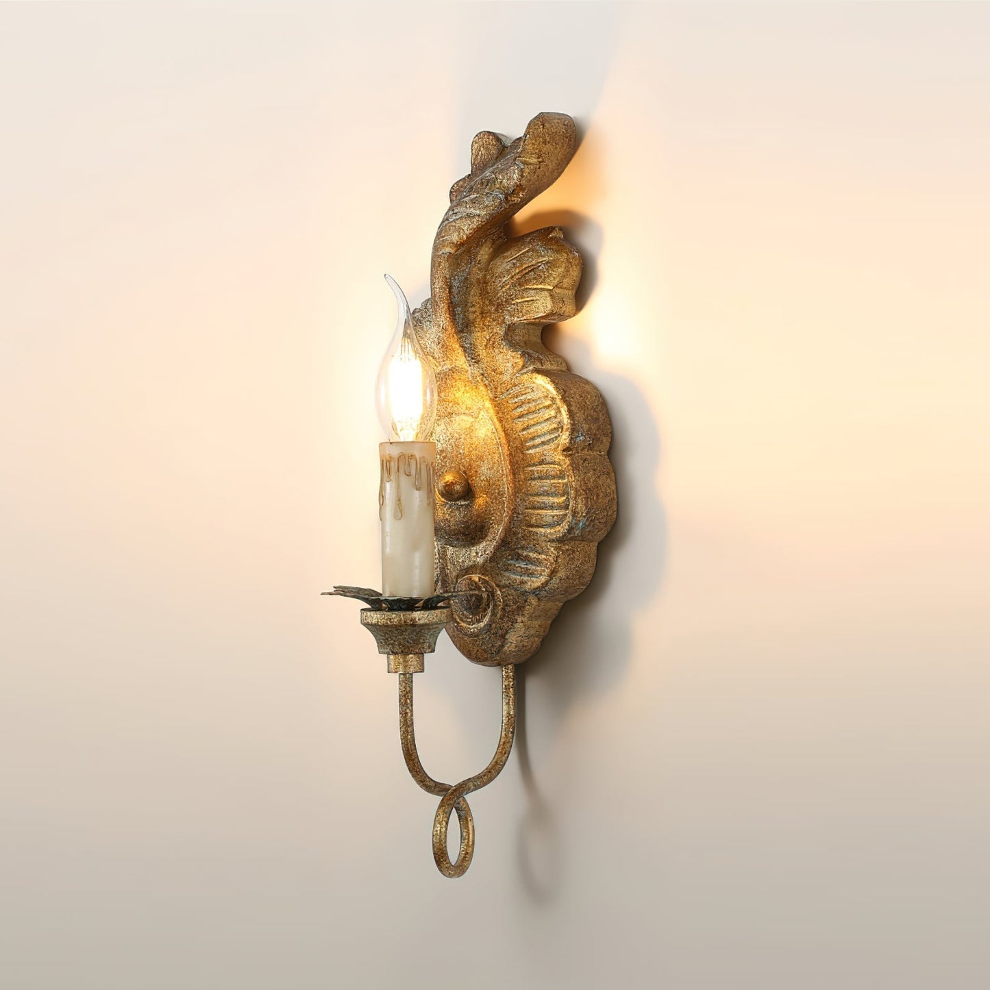Louis Indoor Wall Lamp Wood