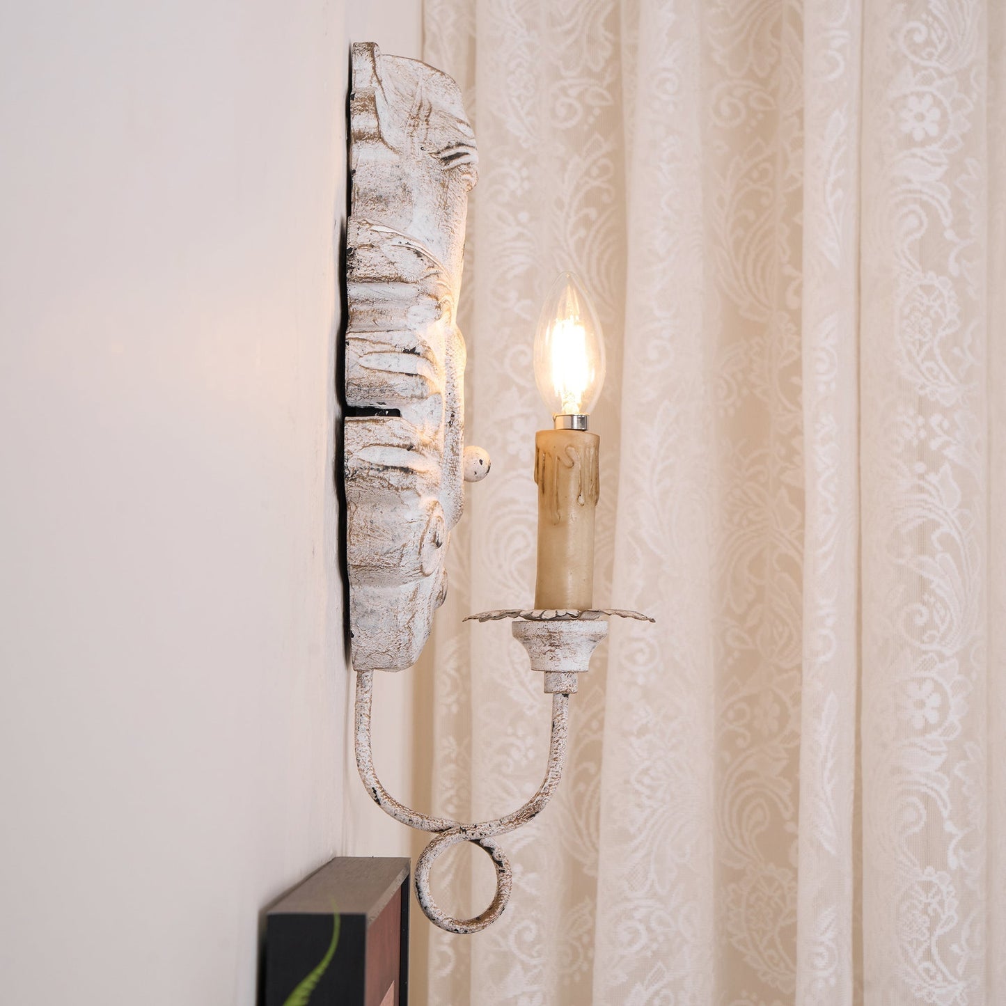 Louis Indoor Wall Lamp Wood