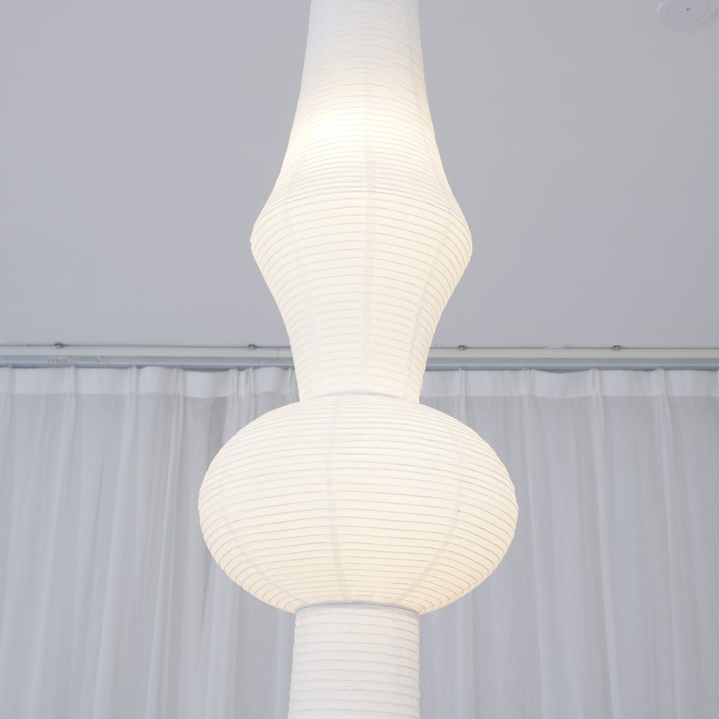 Faye Sculptural Paper Vertical Pendant Light