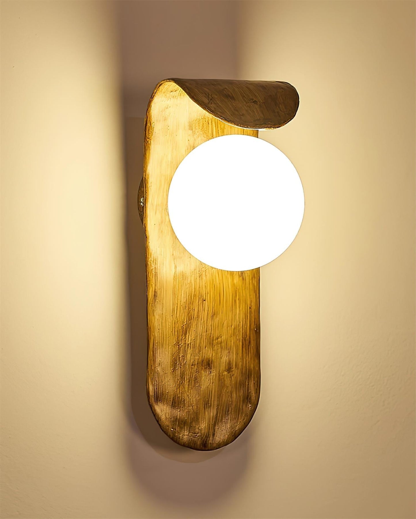 Gavino Wooden Wall Lamp