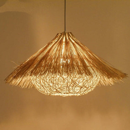 Suspension modelée en rotin tissé à la main Muto