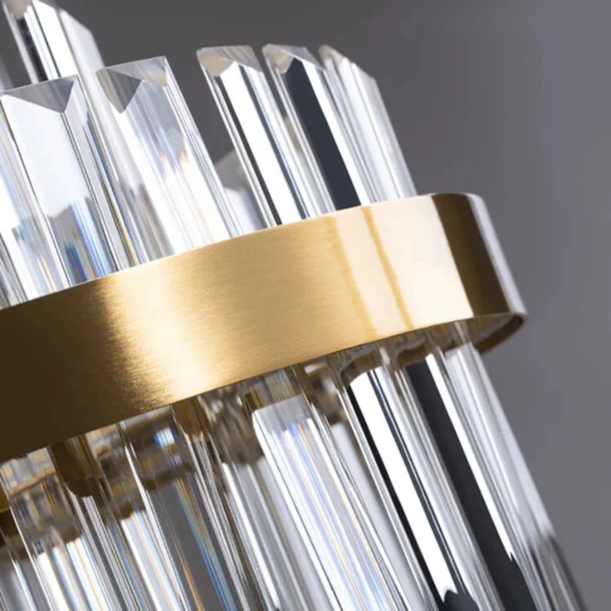Kristy Moderner mehrstufiger Kristall-LED-Kronleuchter im Wohnzimmer aus Messing