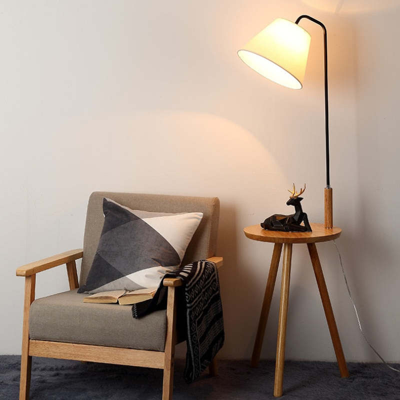 Ozawa Fable Lampe mit Tisch, 2 Farben