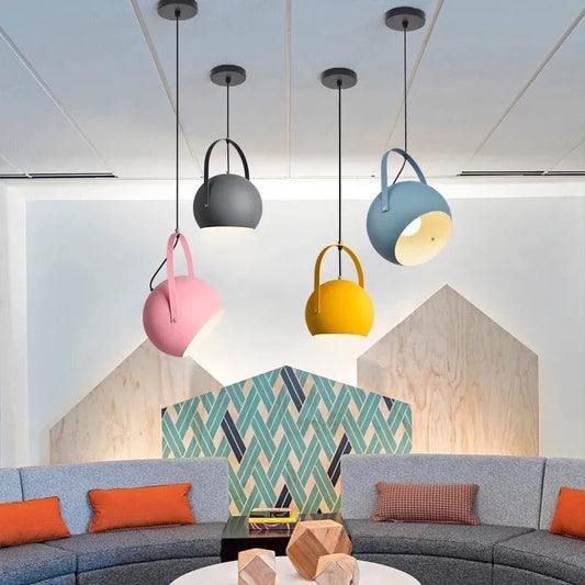 Aira Bunte Art-Deco-Pendelleuchte, kugelförmig, Schlafzimmer